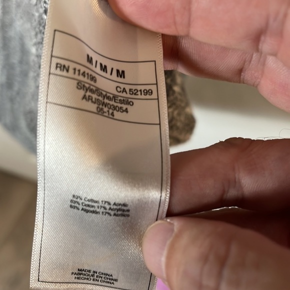 Roxy women’s short sleeve long sweater size M - Picture 7 of 11